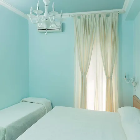 Hotel Nefele Giardini Naxos