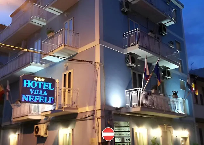 Nefele Otel Giardini Naxos