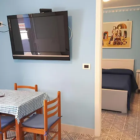 Nefele Hotel 3*