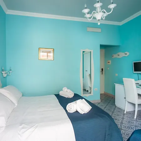 Nefele Otel